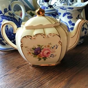 Elegant Floral Cream Teapot